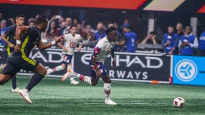 El delantero hondureño Alberth Elis de 22 años fue muy ofensivo en el juego de estrellas de la MLS ante la Juventus. Foto: Jonathan Loarca.