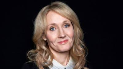 Rowling se disculpó este martes a través de su cuenta en Twitter.