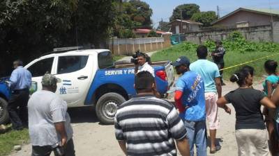 Los cuerpos de los occisos quedaron retirados el uno del otro, a unos cien metros aproximadamente.