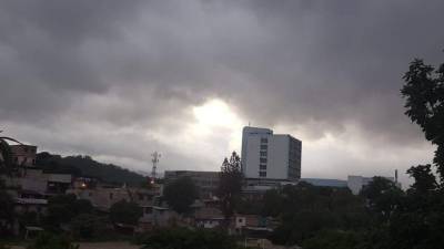 Así amaneció este lunes en Comayagüela, las lluvias se esperan a nivel nacional en la mayor parte del país.