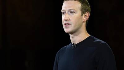 El fundador de Facebook, Mark Zuckerberg, habla en la Universidad de Georgetown.