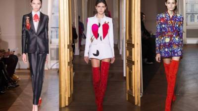 Elsa Schiaparelli experimenta no solo con estampados de corazón en sus prendas, también con bordados.