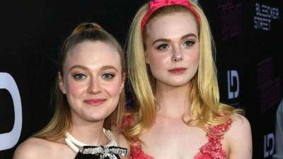 Dakota Fanning y su hermana menor, Elle.