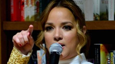 La actriz Adamari López.