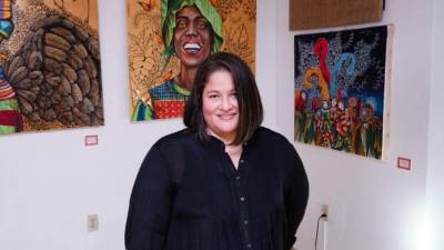 Leticia Isabel Banegas Gómez es la autora de la hermosa colección de pintura.