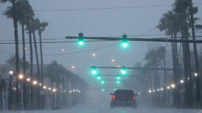 El huracán se fortaleció un poco, a 165 kilómetros por hora. Foto: AFP