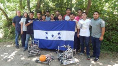 Diferentes equipos de alumnos del instituto Santos Tomás de Aquino han participado por tres ocasiones en competencia mundial de robótica.