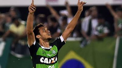 El defensa del Chapecoense Helio Neto.