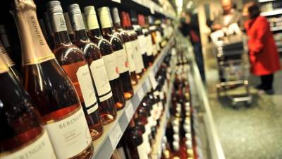 Las bebidas alcohólicas han tenido una alza durante el confinamiento en España.
