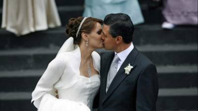 El presidente mexicano Enrique Peña Nieto contrajo matrimonio el 27 de noviembre del 2010 con la actriz Angélica Rivera, sin embargo, los rumores de divorcio los han perseguido durante las últimas semanas.