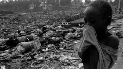 El genocidio de Ruanda fue un intento de exterminio de la población tutsi por parte del gobierno hegemónico hutu de Ruanda en 1994.
