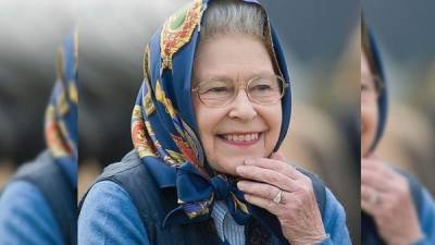 Isabel II fue vista paseando en Windsor tras varias semanas en cuarentena.