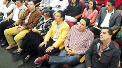 Los liberales no logran unificar su postura.