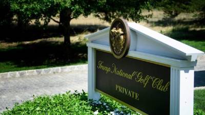 Dos limpiadoras indocumentadas habían trabajado para Trump en el campo de Golfo de Bedminster, situado en el vecino estado de Nueva Jersey. AFP/Archivo