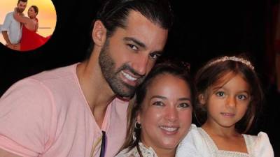La presentadora y actriz publicó las mejores fotografías tomadas en sus recientes vacaciones familiares junto a su pareja, Toni Costa, y su hija Alaïa Costa.