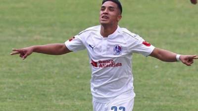 Michaell Chirinos solamente ha jugado con el Olimpia en Honduras.