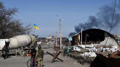 Las fuerzas rusas intensificaron la presión sobre la capital Kiev.