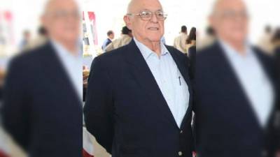 El banquero Jaime Rosenthal cumple la medida de arresto domiciliario por estar sufriendo una enfermedad delicada.