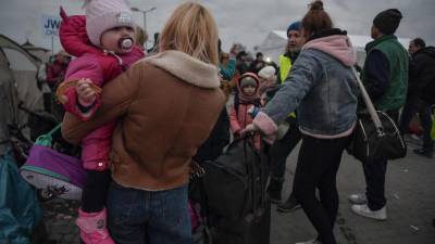 Las autoridades de la ONU esperan que el flujo de refugiados aumente, ya que el ejército ruso parece concentrar sus ataques en las grandes ciudades ucranianas.