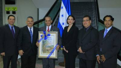 Gerardo Rivera, Manuel Turcios, Blass Huete, Mónica Canahuati, Nelson Coto y Tomás Lagos.