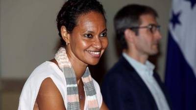 Abebechb Assefa, directora de programas de desarrollo de Canadá para América Central, participa en una rueda de prensa este miércoles en Tegucigalpa (Honduras).