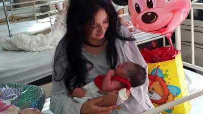 Esta madre adolescente fue beneficiada.