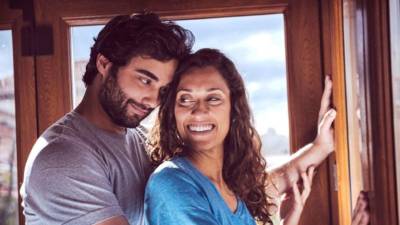 'En pareja se vale todo en lo que los dos estén de acuerdo, sin que existan presiones de algún tipo', le dice la Doctora Corazón.