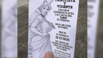 Imagen de un folleto publicitario que supuestamente repartía la jueza de Lugo, M.J.G.P, a quien el Consejo General del Poder Judicial (CGPJ) investiga si abre expediente disciplinario por compaginar esa tarea con la de echadora de cartas del tarot. EFE