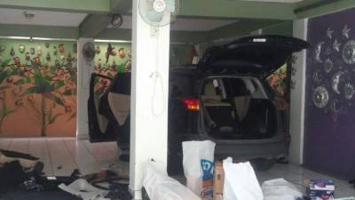 El vehículo fue robado hoy en Jardines del Valle.