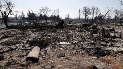 Vista de un vecindario afectado por el incendio en Santa Rosa, California (USA). EFE/Archivo