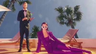 Calvin Harris y Dua Lipa estrenaron el clip oficial de 'One Kiss'. Foto captura video YouTube.