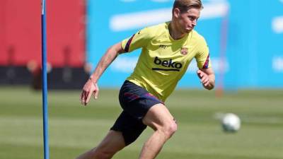 El centrocampista holandés del FC Barcelona, Frenkie de Jong, durante los entrenamientos individuales realizados en la Ciudad Deportiva Joan Gamper, la semana pasada.