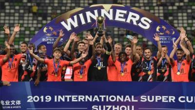 Los jugadores del PSG celebrando el título de pretemporada que obtuvieron.