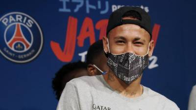 El PSG no quiere tener en sus filas a Neymar para esta temporada.