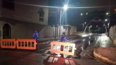 Las lluvias mantienen en tensión a la población capitalina.