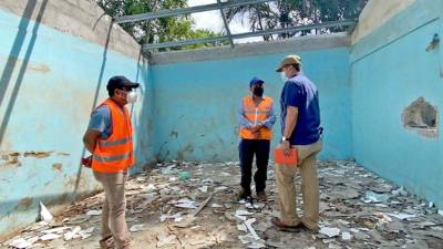 Un equipó visitó el centro educativo Fesitranh II.