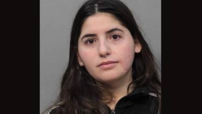 La hondureña Jordana Daniela Rosales (21) arrolló a dos agentes federales en Miami Beach y se dio a la fuga.