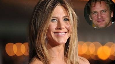 En entrevista con el New York Times la actriz llamó al actor de Broadway como su 'primer amor', el 'indicado'.Pero ha 25 años del fin de su relación Aniston ni siquiera puede tener la esperanza de una segunda oportunidad.