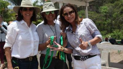 Karen Espinosa, Wendy Raján y Norma Regina Callejas.