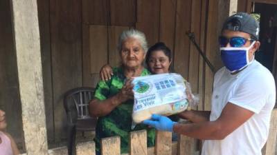 La entrega de alimentos se ha realizado desde la semana anterior.