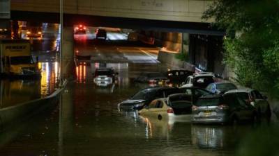Una alle afectada por las inundaciones en Brooklyn, Nueva York. Foto AFP