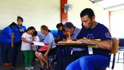 Estudiantes del instituto Idec alfabetizaron a varios adultos durante un fin de semana. Foto:: Amílcar Izaguirre
