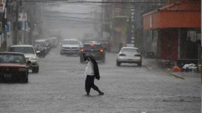 La población hondureña se está preparando para las próximas lluvias que se intensificarán a partir del lunes. Imagen de referencia