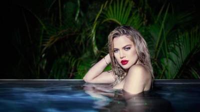 Khloé Kardashian volvió a presumir su envidiable cuerpo en sexys fotografías