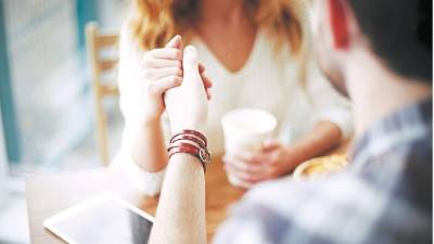 'Lleguen a acuerdos, y espero que ella entienda que no es una princesa y su príncipe, sino que son adultos que decidieron organizar una relación de pareja', le dice la Doctora Corazón.