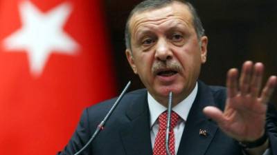 El joven acusó al presidente y su gobierno de 'corrupción' en un evento.