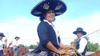 La alcaldesa del sureño estado mexicano de Oaxaca y un trabajador del departamento de Protección Civil fueron asesinados a balazos, informó la fiscalía regional.