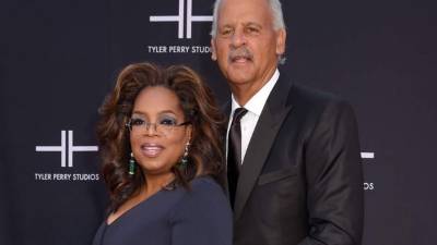 Oprah Winfrey y su pareja Stedman Graham están separados temporalmente por el COVID-19.