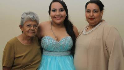 Gladys Martínez, Oneyda Paz y Oneyda Reyes.