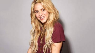 La hemorragia en las cuerdas vocales ha obligado a Shakira a posponer el inicio de su gira mundial 'El Dorado'.